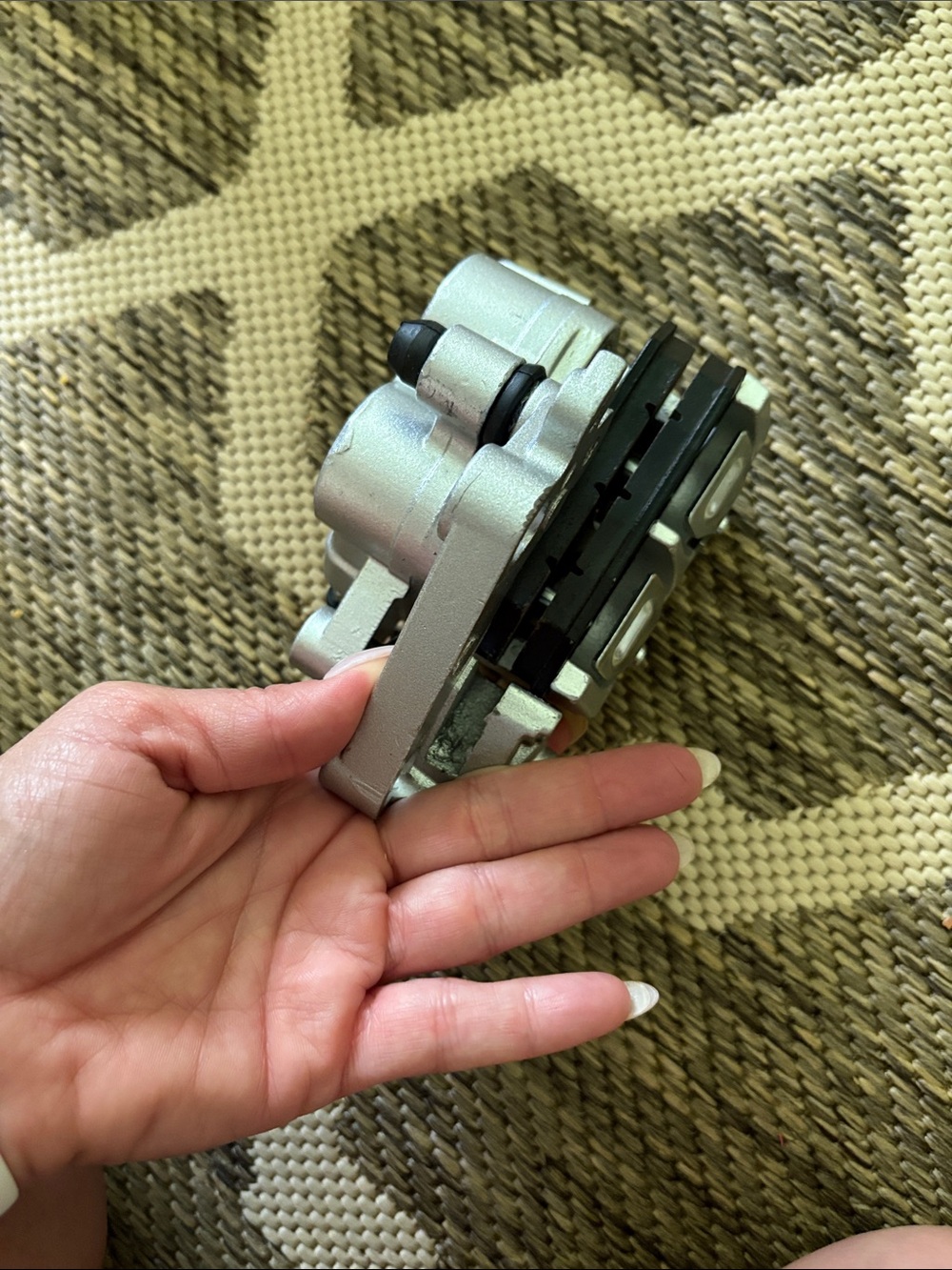 Hydraulic brake caliper assembly - Picture 4 of 5